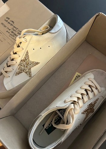 Golden Goose Deluxe Golden goose sneakers