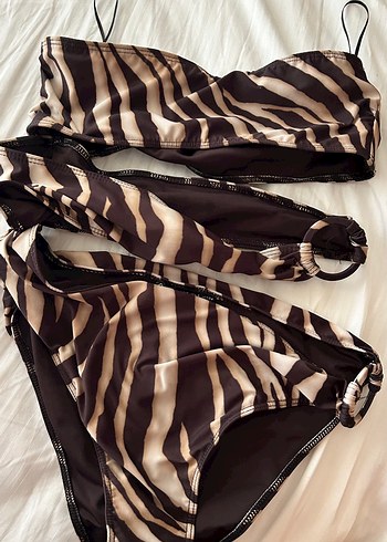 s Beden Tokalı Zebra Desenli Mini Kadın Mayo