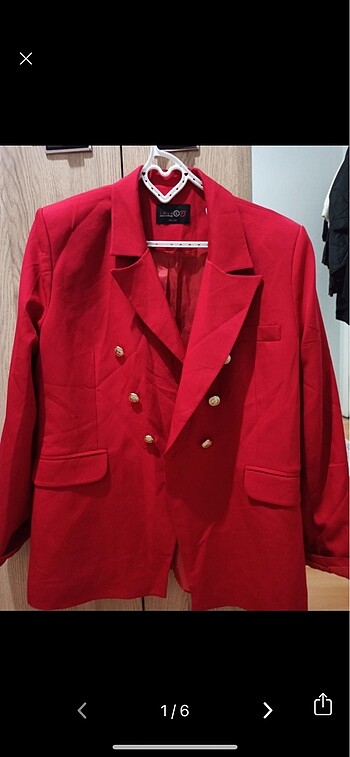 Kırmızı blazer ceket