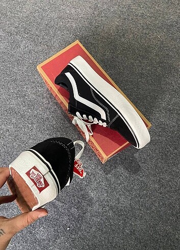 37 Beden siyah Renk Vans old skool