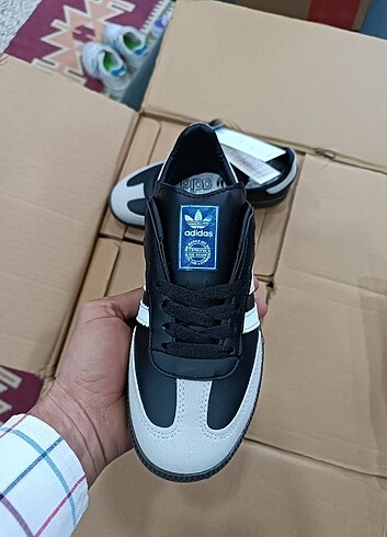 37 Beden Adidas samba spor ayakkabı