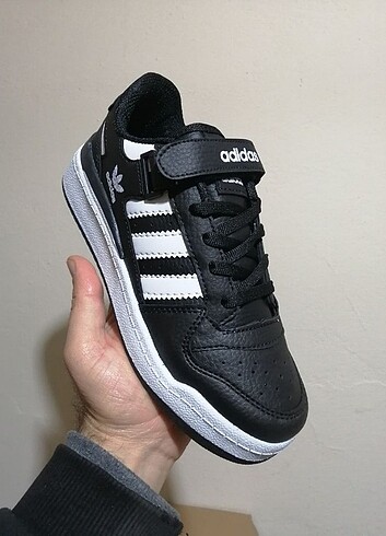 Adidas forum 