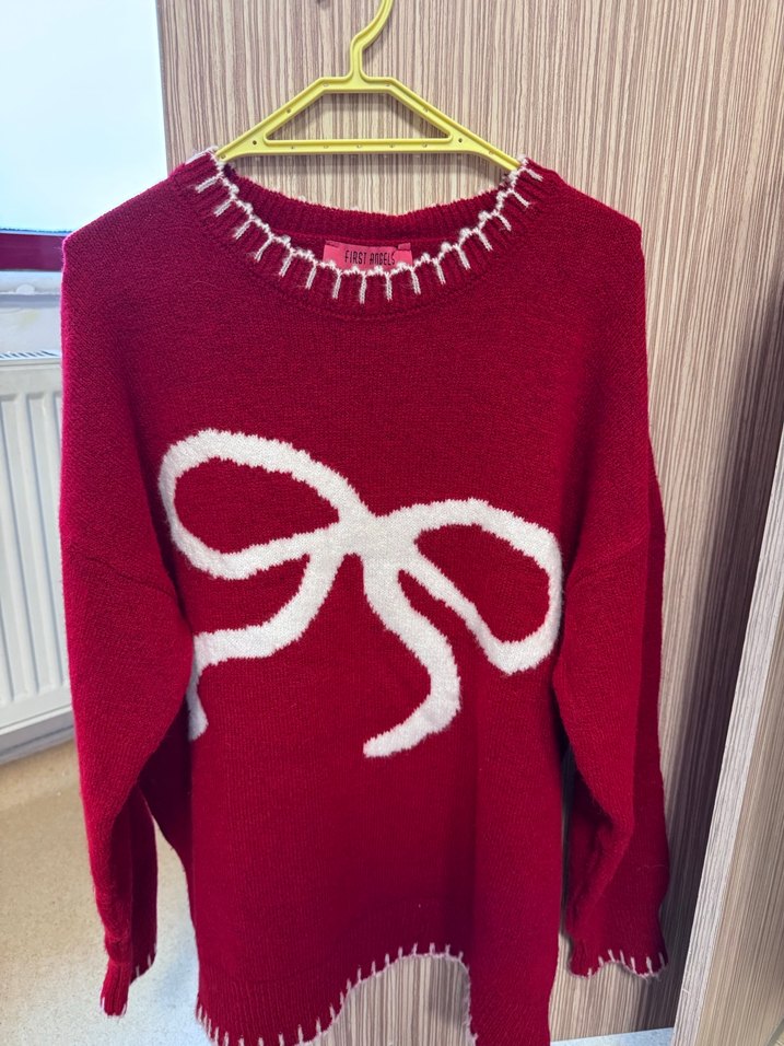 Kadın Kırmızı Fiyonk Desenli Oversize Triko Kazak - Görsel 2