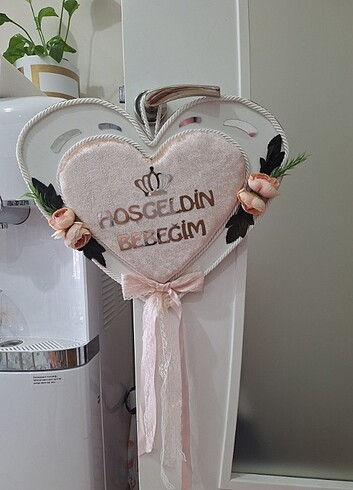 Kiz bebek kapi süsü ve kapi icin tül