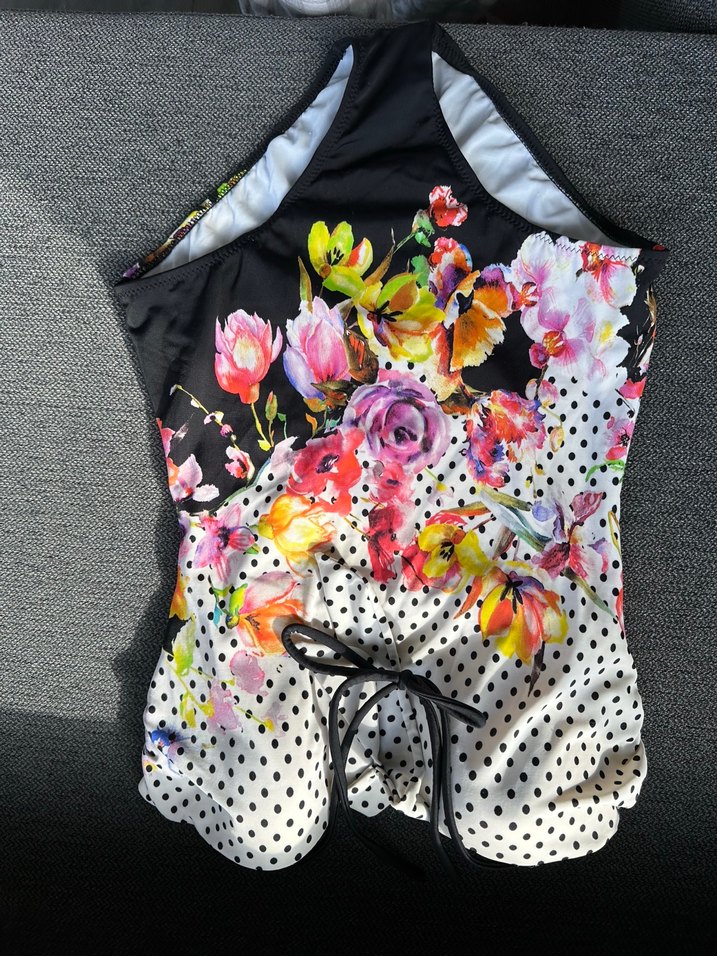 Kom Çiçek Desenli Mayo - Görsel 3