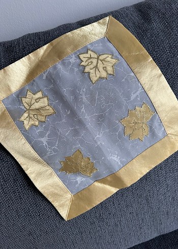 İşlemeli Beyaz Parlak Masa Örtüsü - Görsel 5