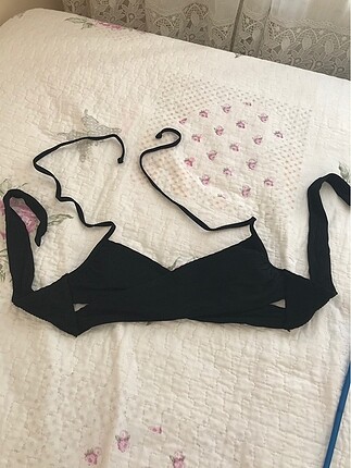 Bikini üstü