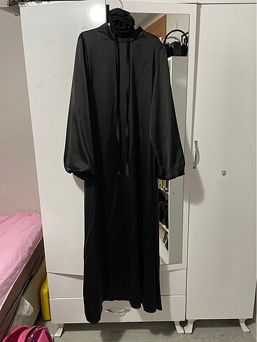 Diğer saten abiye/ elbise