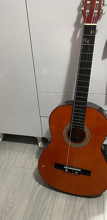 Diğer laguna cg 20 YW klasik gitar