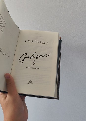 Beden Renk Gökçen - Loresima Roman Cilt III