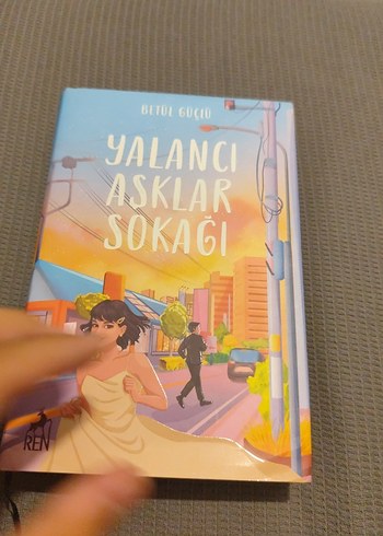 Yalancı Aşklar Sokağı Romanı