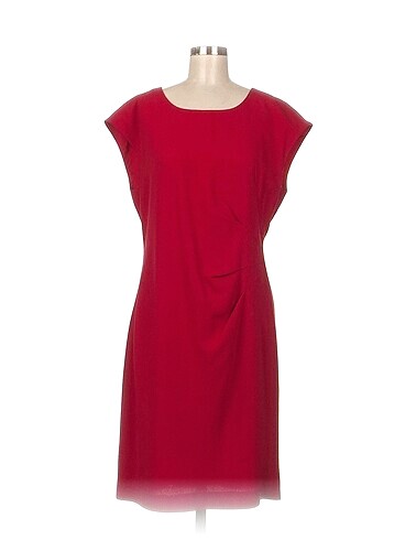 DKNY Kısa Elbise %70 İndirimli.