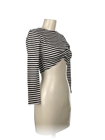 H&M H&M Bluz %70 İndirimli.