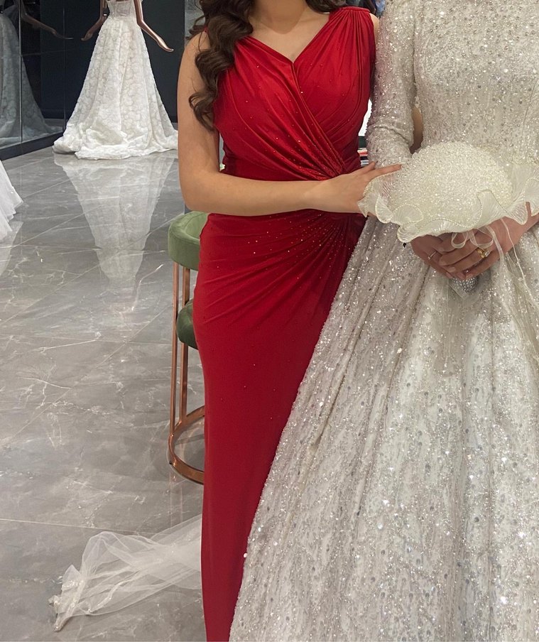 Kırmızı Drapeli Uzun Abiye Elbise - Görsel 3