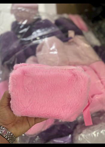 Pembe Kürklü Kadın Makyaj Çantası