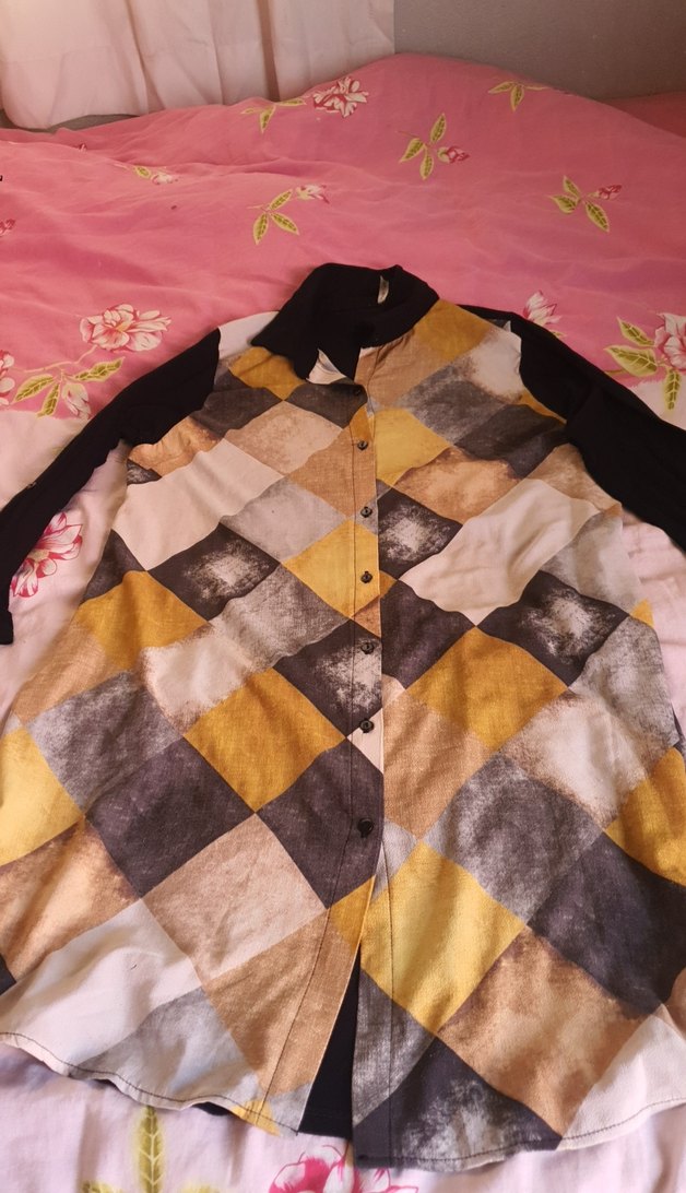 Düğmeli Renkli Desenli Kadın Gömlek - Görsel 3