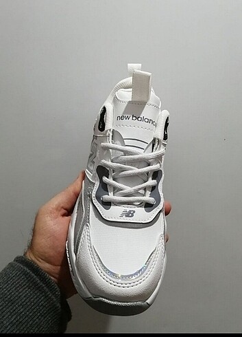 39 Beden beyaz Renk New balance bayan spor ayakkabı 