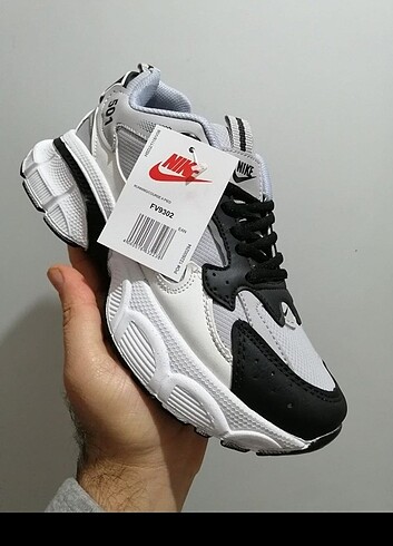 37 Beden Nike Bayan Spor ayakkabı 