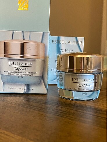 Estee Lauder 72 Saat Nemlendirici 15 ml