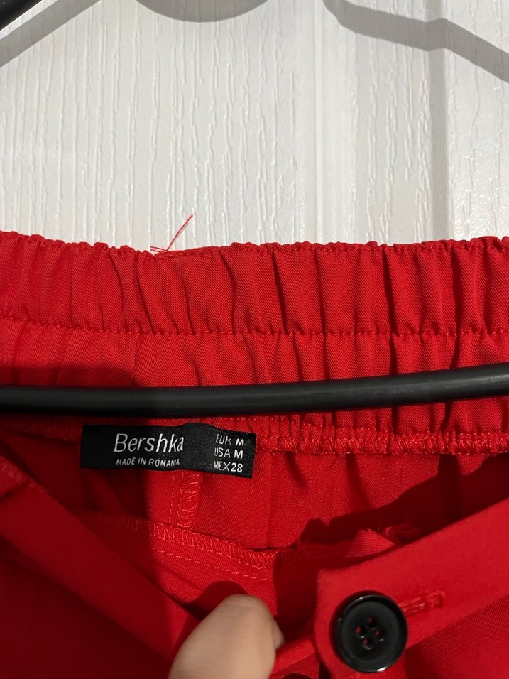 Bershka kırmızı kumaş pantolon - Görsel 2