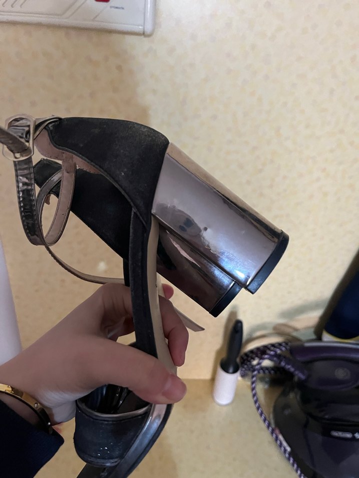 Klasik Siyah Yılan Desenli Kadın Topuklu Ayakkabı - Görsel 3