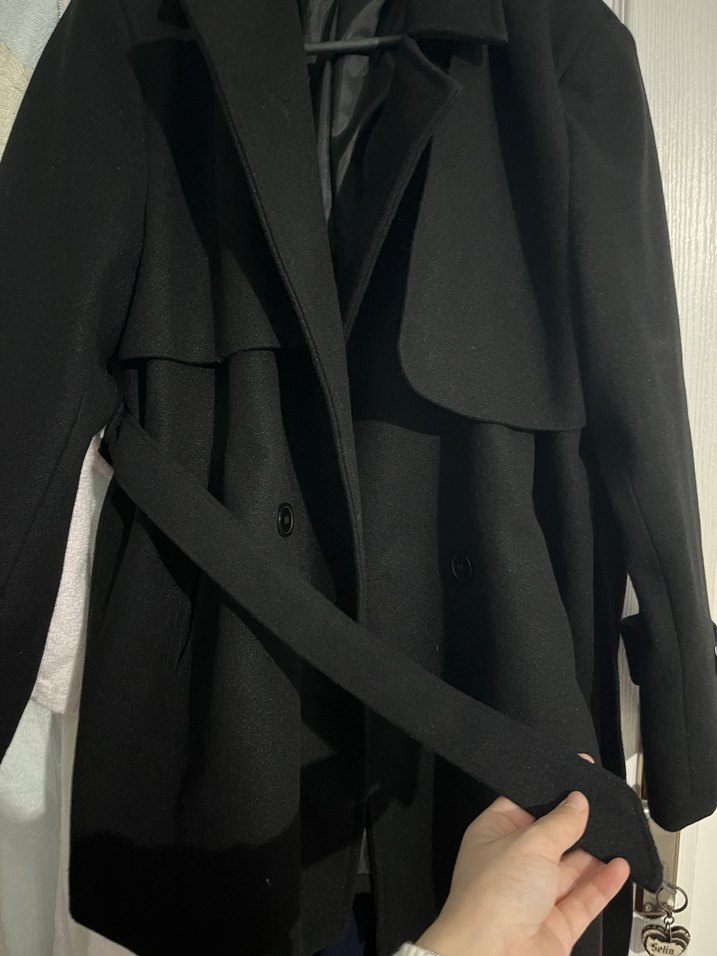 Siyah Klasik Kesim kuşaklı kısa Kaban - Görsel 3