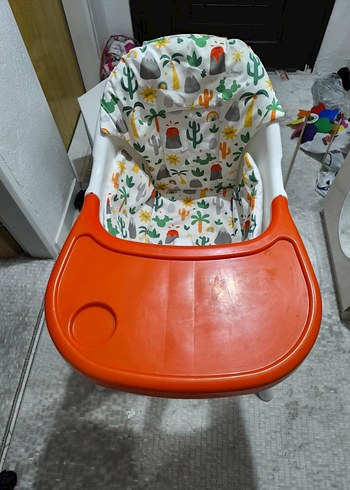Ikea Renkli Turuncu Bebek Mama Sandalyesi