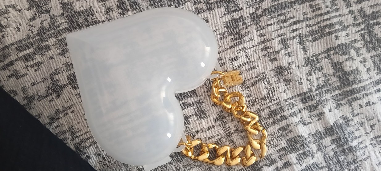 Zincir Detaylı Beyaz Kalp Şeklinde Kadın El Zinciri - Görsel 4