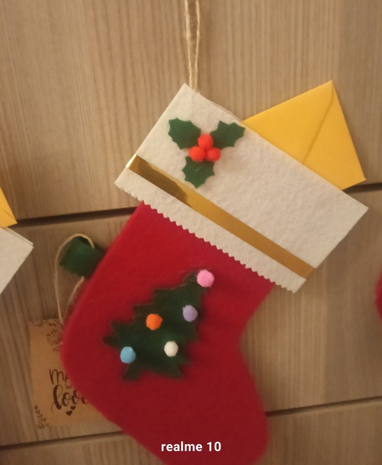 Renkli Yılbaşı Çorabı Süsleme - Görsel 3