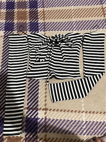 stradivarius crop