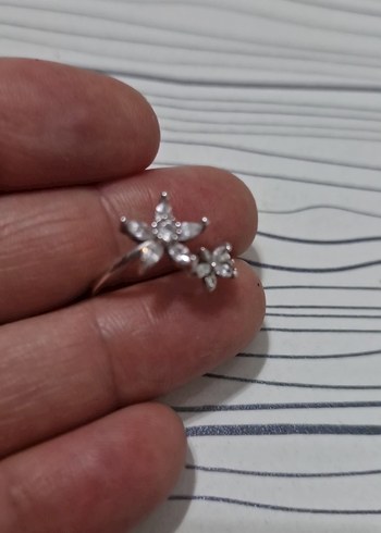 Zirkonyum Taşlı Çiçekli Ayarlanabilir Kadın Yüzük (gümüş değil) - Görsel 2