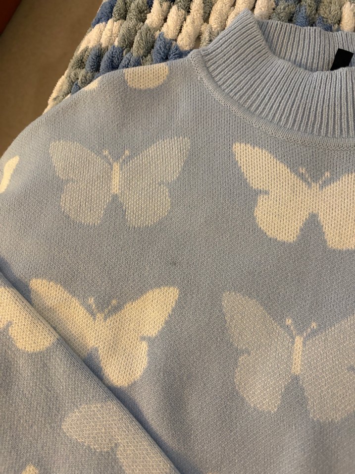 Bebek Mavisi Kelebek desenli Kısa Kazak - Görsel 2