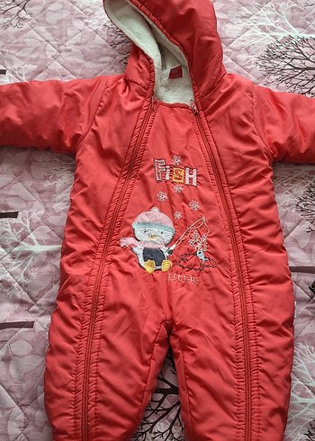 Kız Bebek Kırmızı Nakışlı Fermuarlı Tulumu