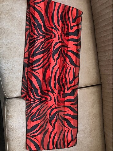 Polyester fular