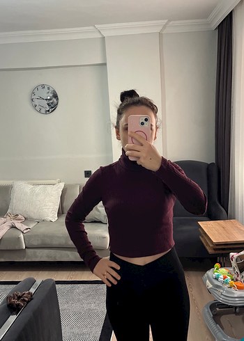 Bordo Yüksek Yaka Uzun Kollu Spor Üst - Görsel 2