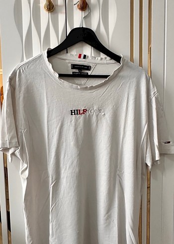 Tommy Hilfiger l