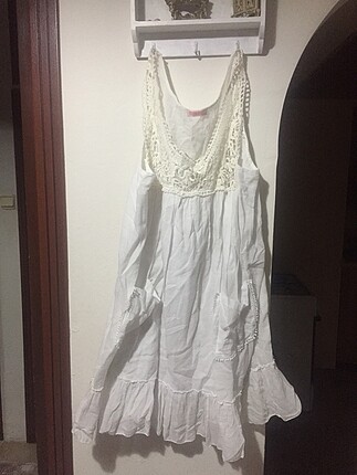 Denizde sahilde giyilebilir salaş