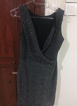 Kısa gece elbisesi