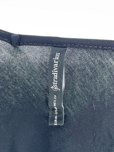 m Beden siyah Renk Stradivarius Bluz %70 İndirimli.