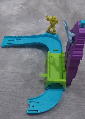 Hot Wheels araba parkuru - Görsel 4