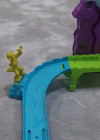 Hot Wheels araba parkuru - Görsel 2