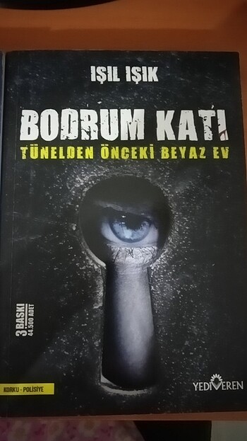 Tünelden önceki beyaz ev ve Bodrum katı