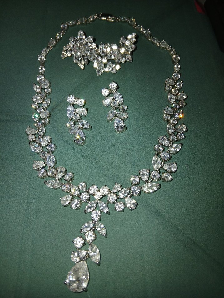 Vintage Beyaz İşlemeli Kadın Takı Seti - Görsel 2