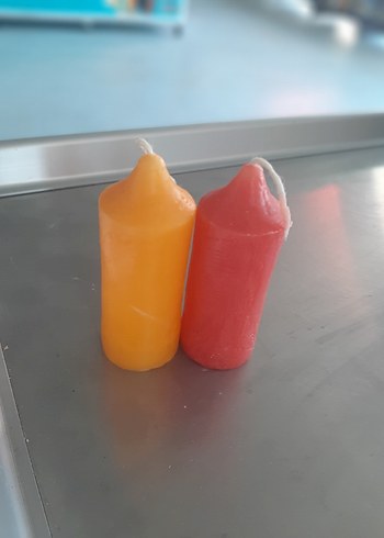 Renkli Turuncu ve Kırmızı Mum Seti