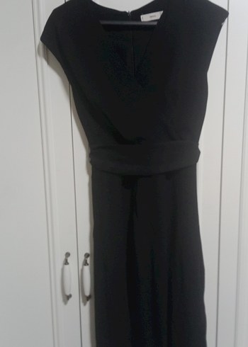 Siyah V Yaka Kemerli Kadın elbise - Görsel 2