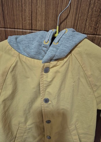 Sarı renk Erkek Çocuk zara ceket - Görsel 2