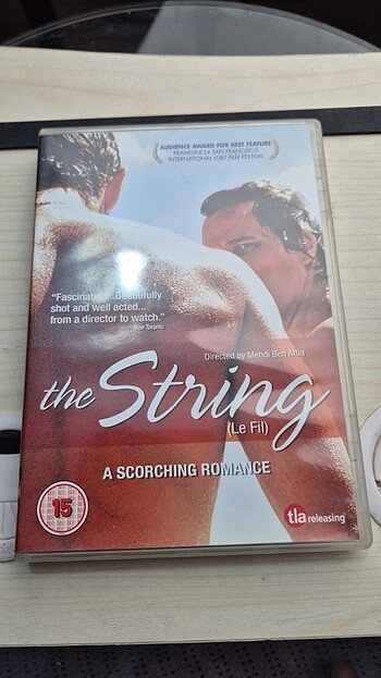 The String Le Fil DVD