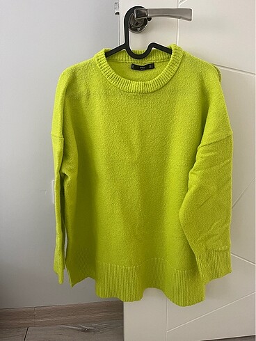 Mango neon yeşil kazak