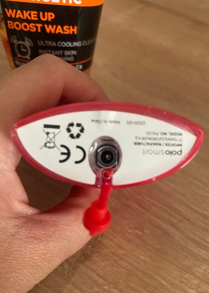 Yüz yıkama jeli ve titreşimli yüz yıkama aleti ikisi birlikte - Görsel 3