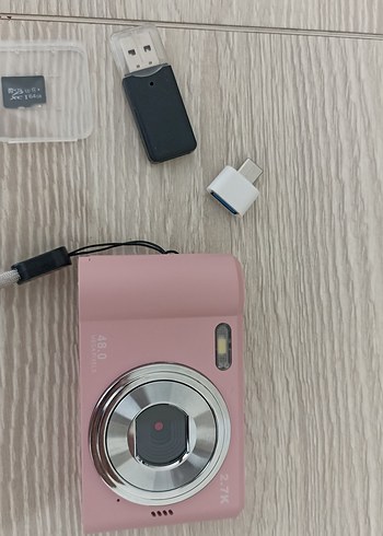 Pastel Pembe Dijital Kamera 48MP